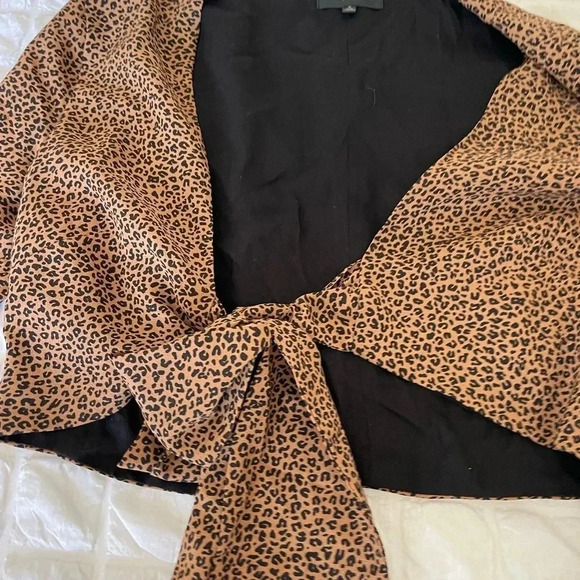 Majorelle leopard print front tie crop top - Picture 6 of 9